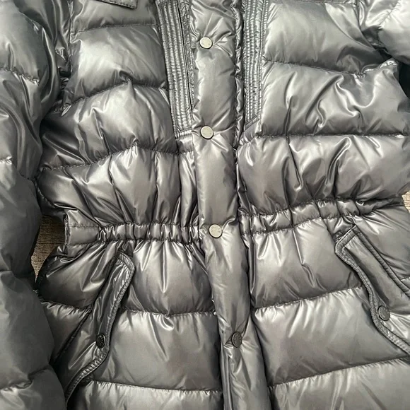 Moncler Gray Puffer Jacket with Coyote Fur Hood